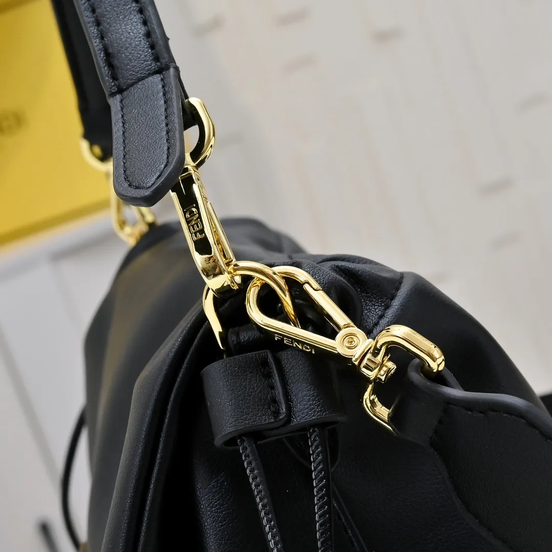 All Categories Fendi Women's Bags (Fendi) Fendi 3378