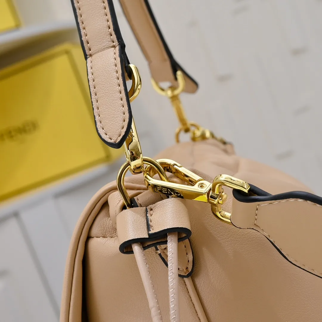 All Categories Fendi Women's Bags (Fendi) Fendi 3378