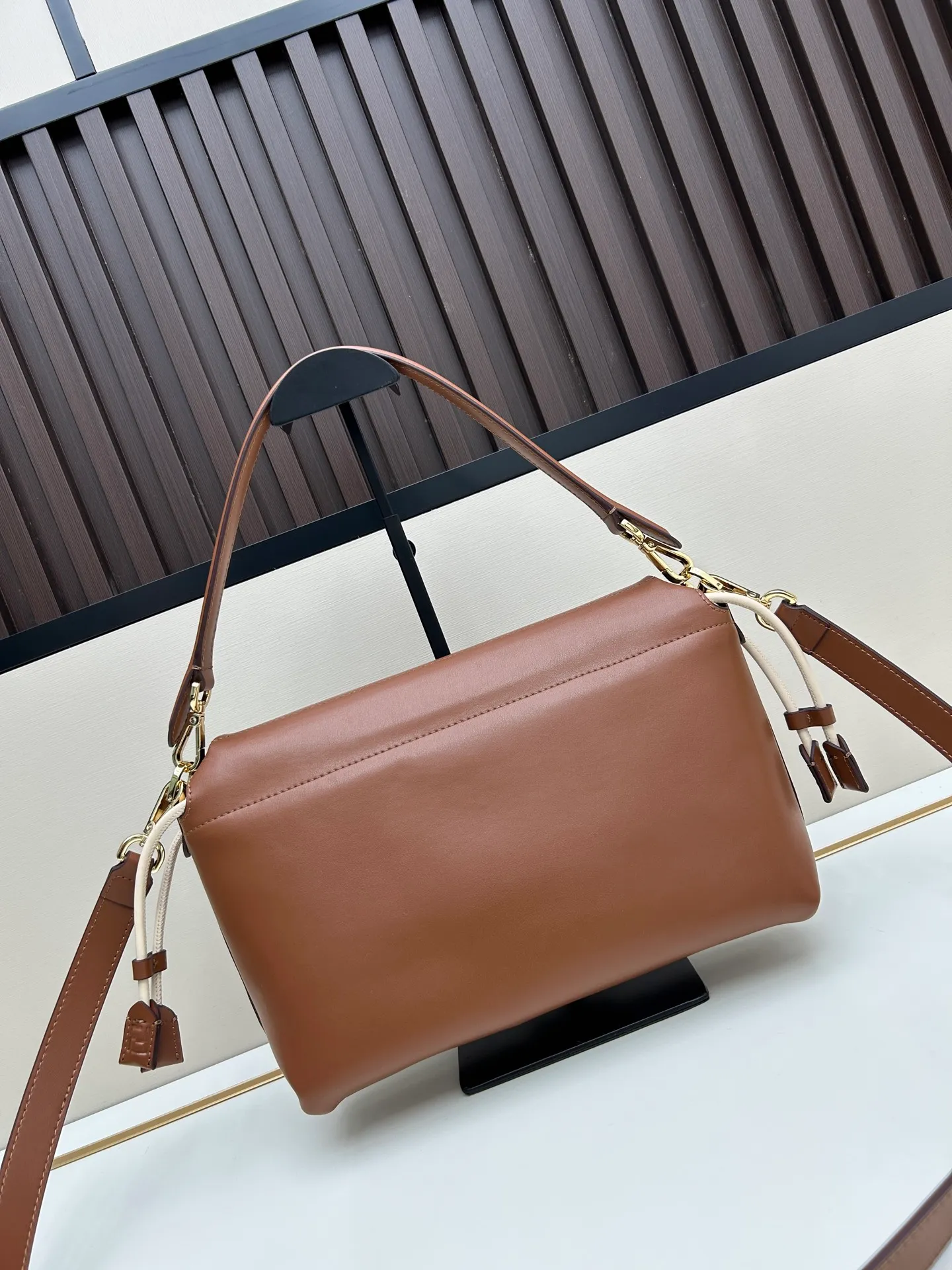 All Categories Fendi Women's Bags (Fendi) Fendi H08899