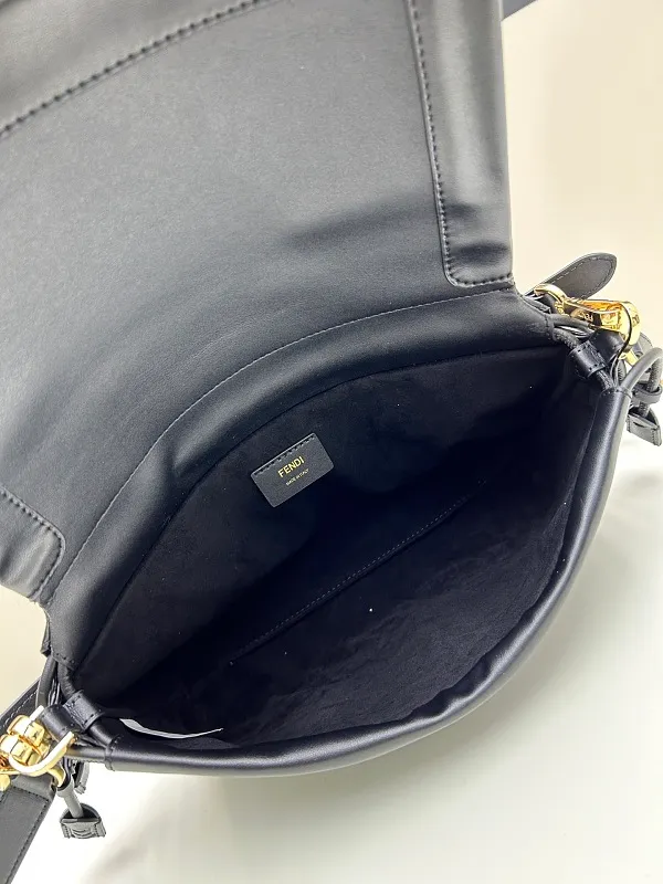All Categories Fendi Women's Bags (Fendi) Fendi H08899