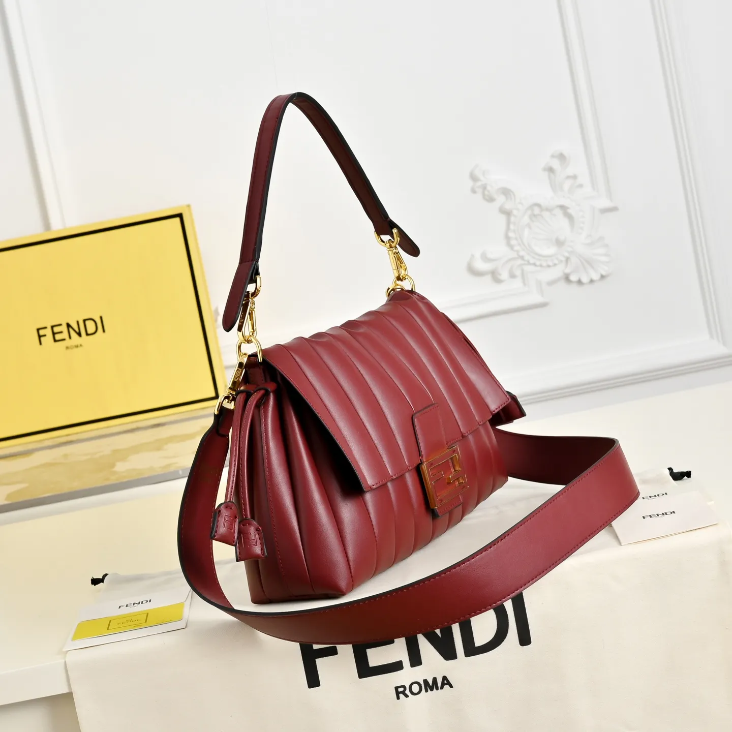 All Categories Fendi Women's Bags (Fendi) Fendi 1108
