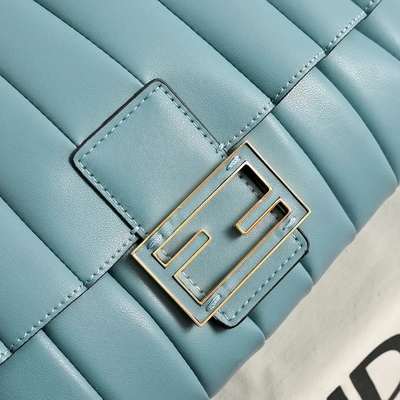 All Categories Fendi Women's Bags (Fendi) Fendi 1108