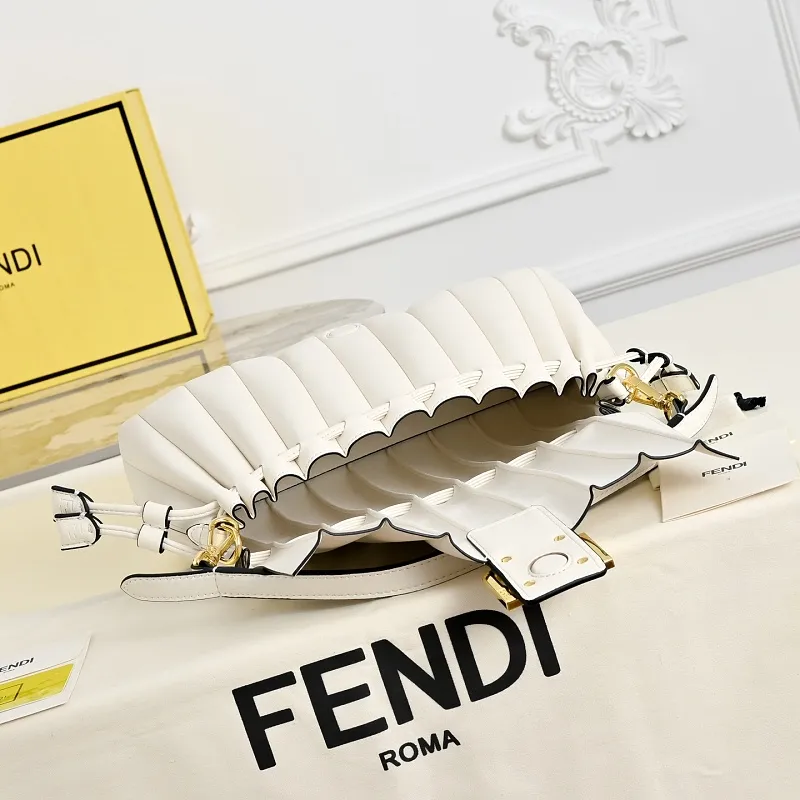 All Categories Fendi Women's Bags (Fendi) Fendi 1108