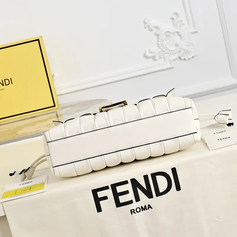 All Categories Fendi Women's Bags (Fendi) Fendi 1108
