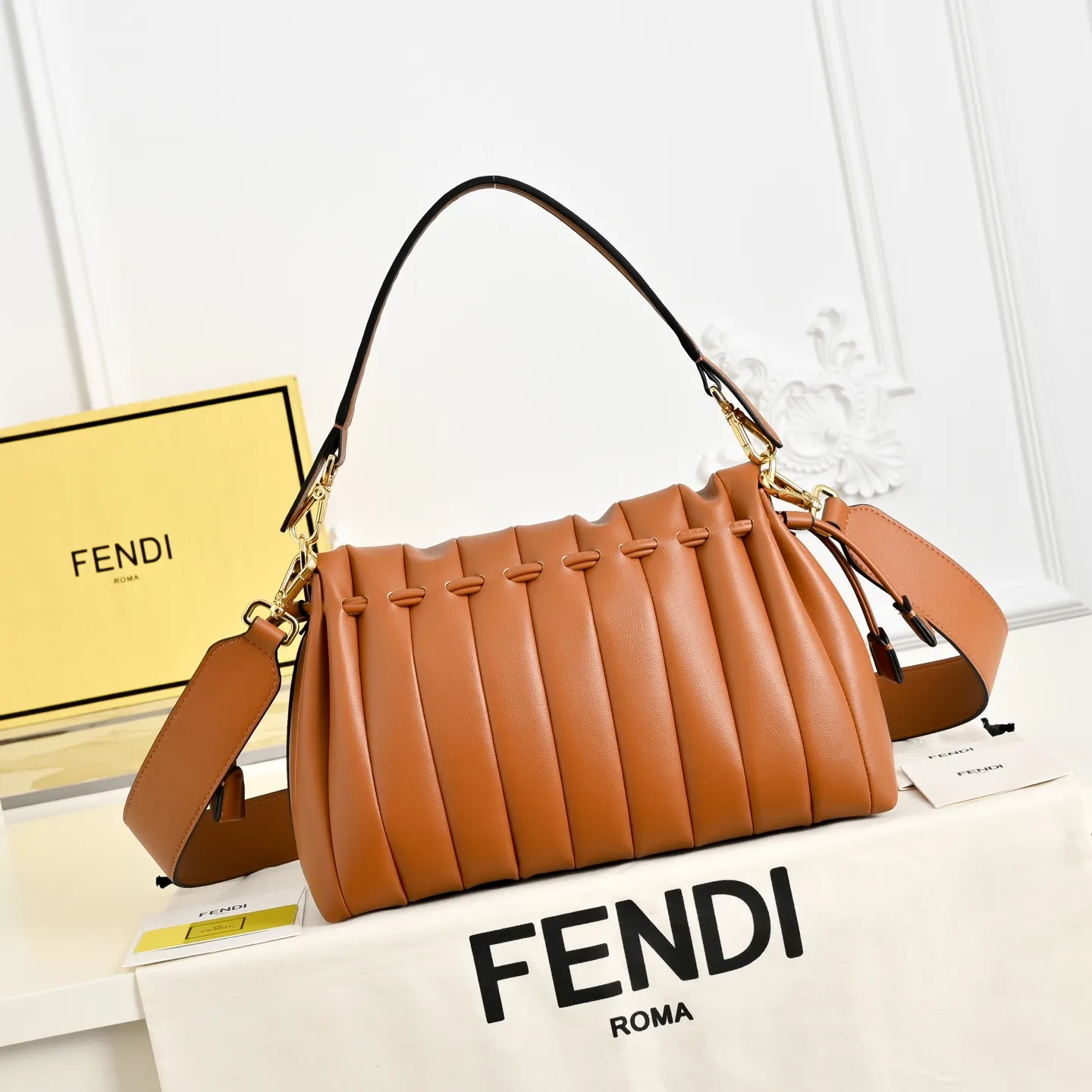 All Categories Fendi Women's Bags (Fendi) Fendi 1108