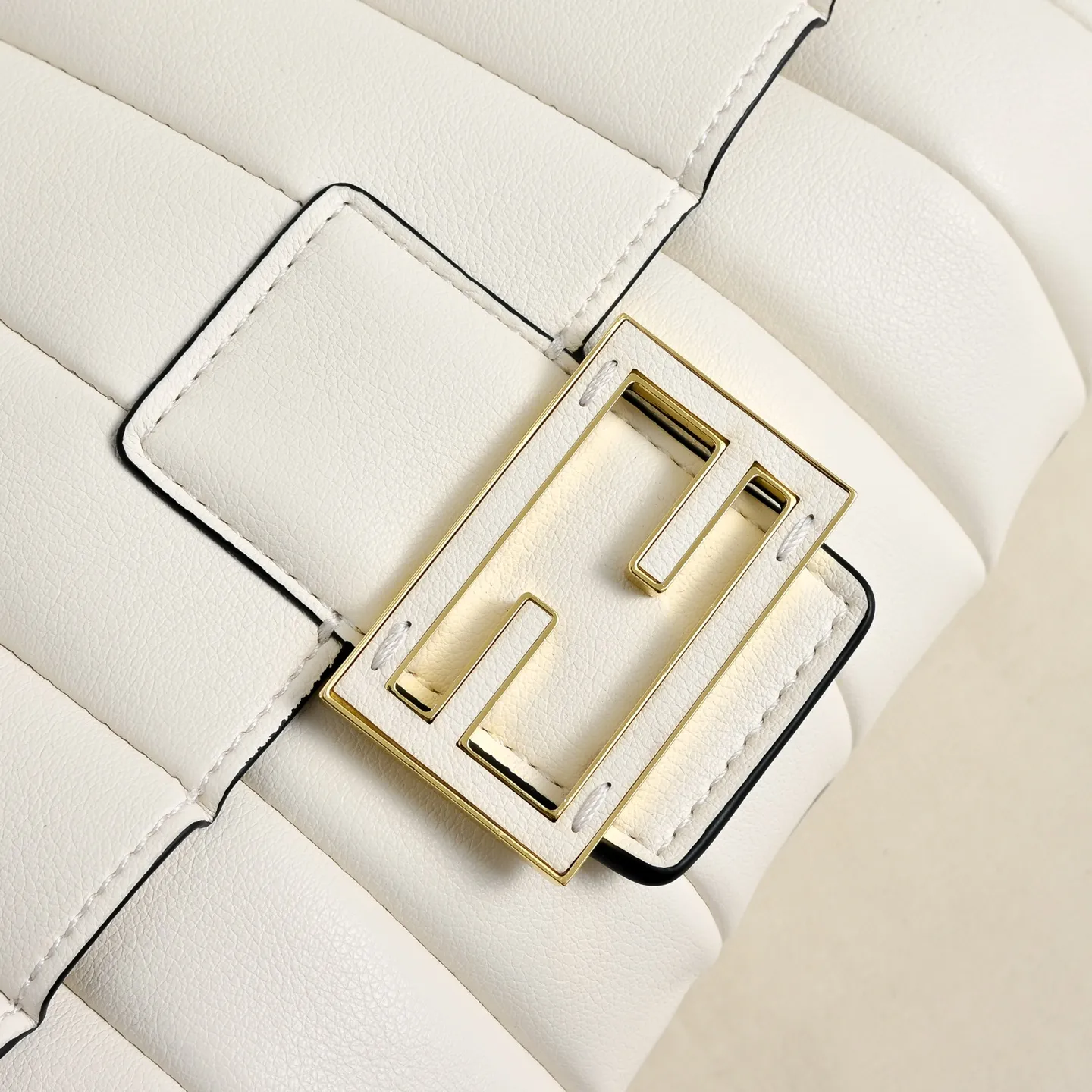 All Categories Fendi Women's Bags (Fendi) Fendi 1108