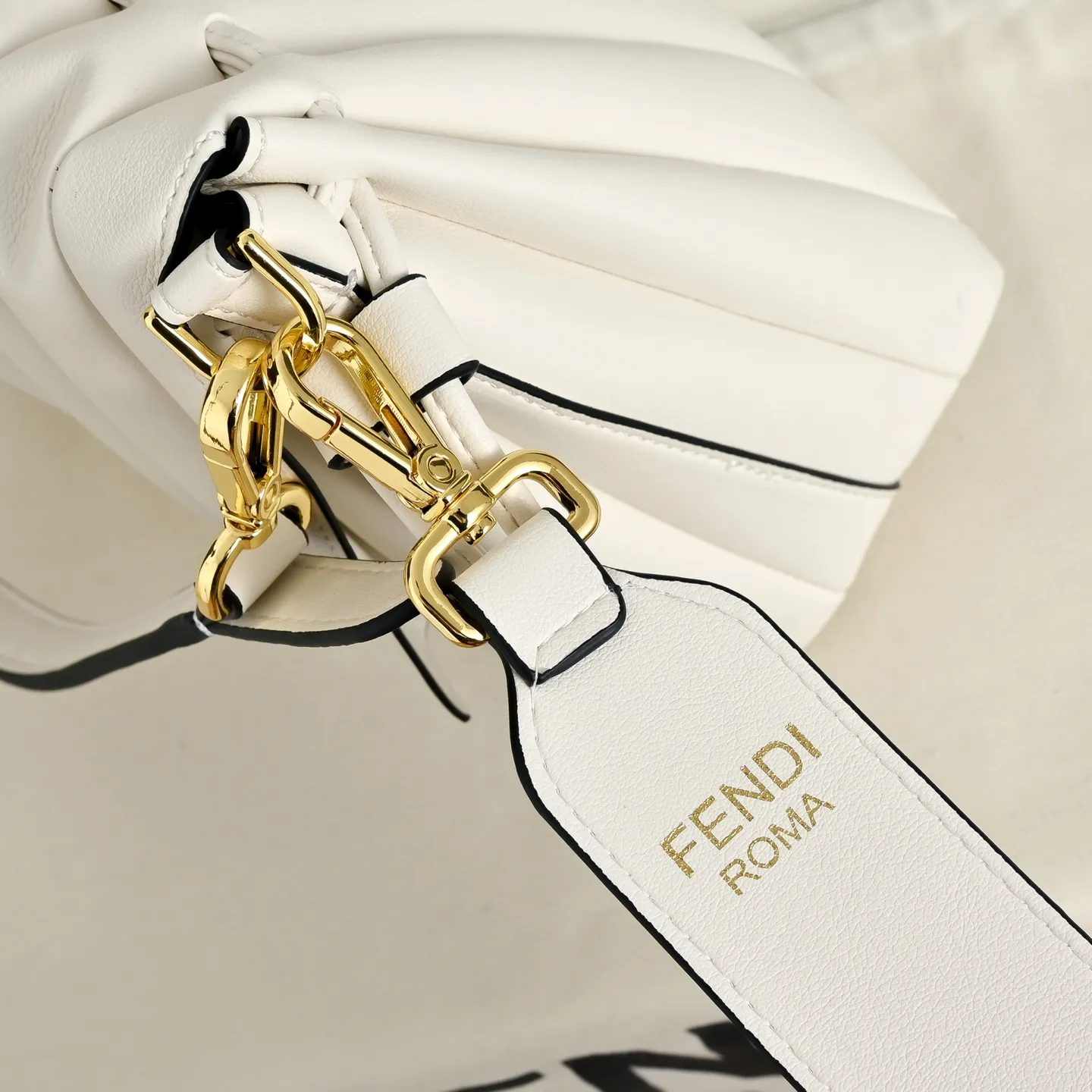All Categories Fendi Women's Bags (Fendi) Fendi 1108