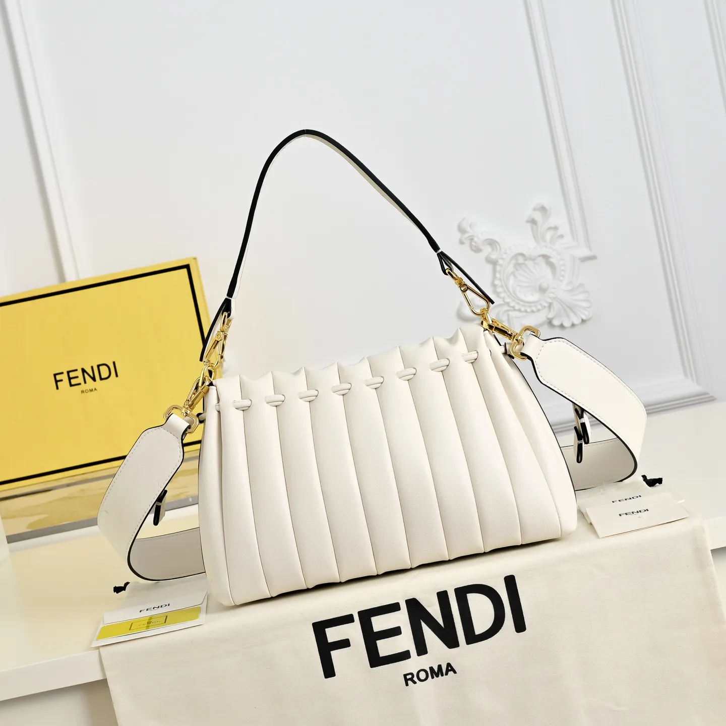 All Categories Fendi Women's Bags (Fendi) Fendi 1108