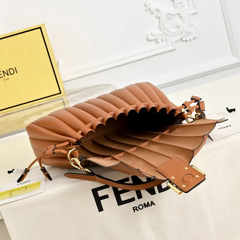 All Categories Fendi Women's Bags (Fendi) Fendi 1108