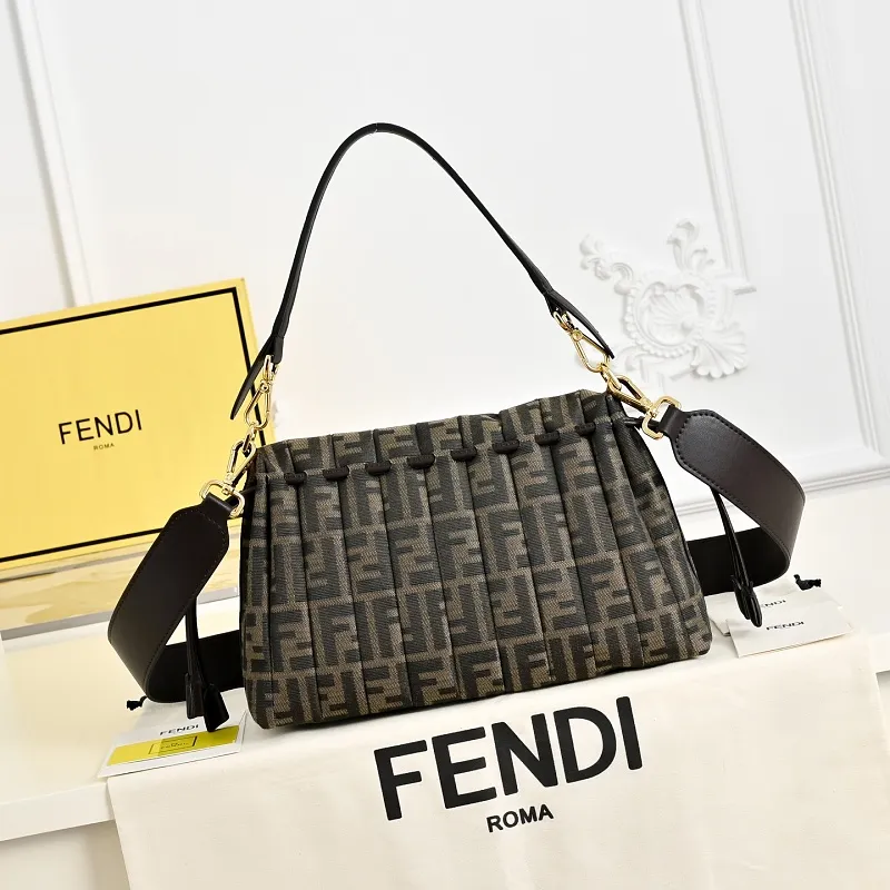 All Categories Fendi Women's Bags (Fendi) Fendi 1108