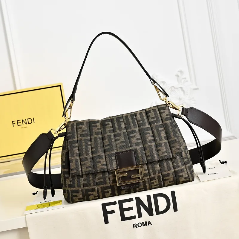 All Categories Fendi Women's Bags (Fendi) Fendi 1108