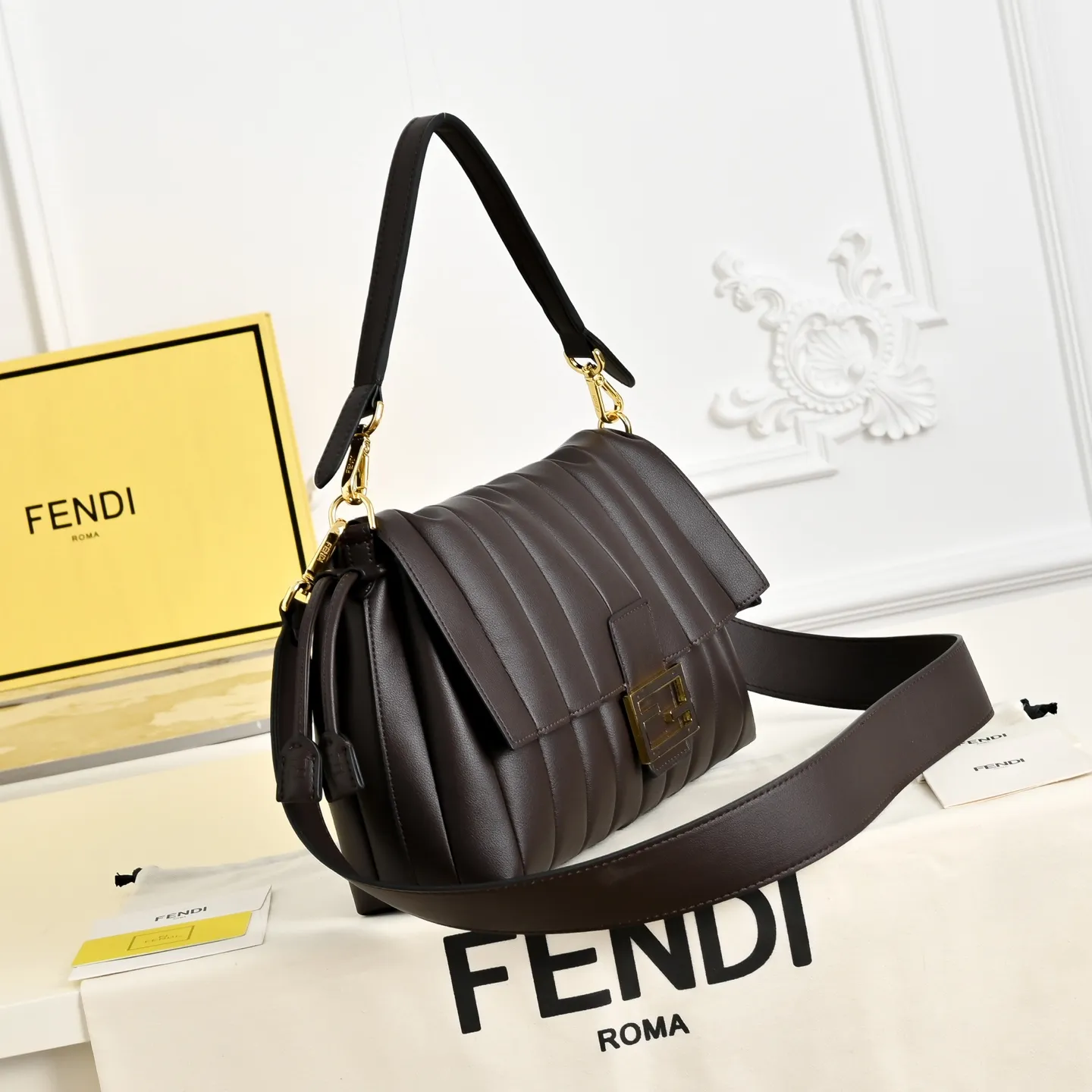All Categories Fendi Women's Bags (Fendi) Fendi 1108