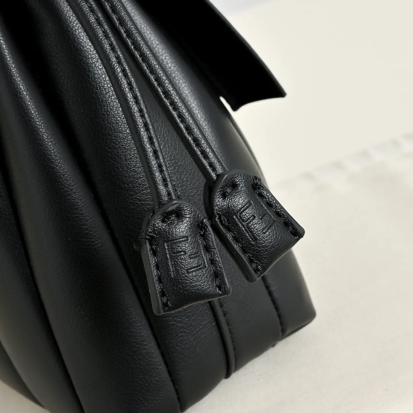 All Categories Fendi Women's Bags (Fendi) Fendi 1108