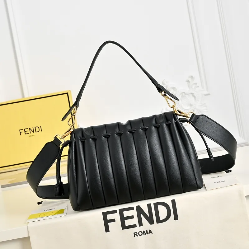 All Categories Fendi Women's Bags (Fendi) Fendi 1108