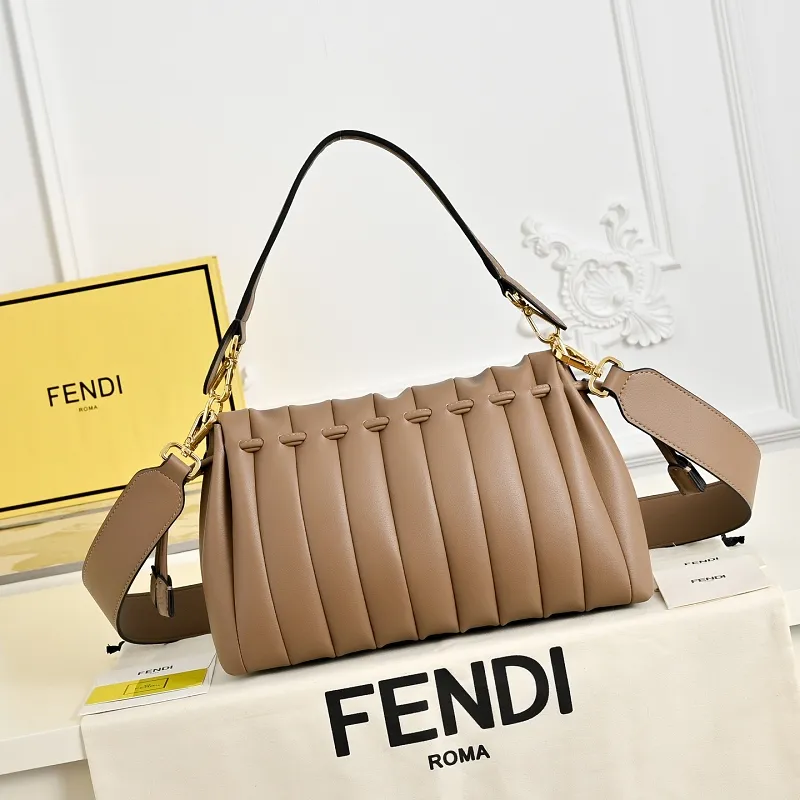 All Categories Fendi Women's Bags (Fendi) Fendi 1108