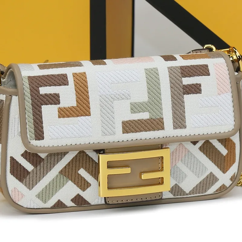 All Categories Fendi Women's Bags (Fendi) Fendi 205
