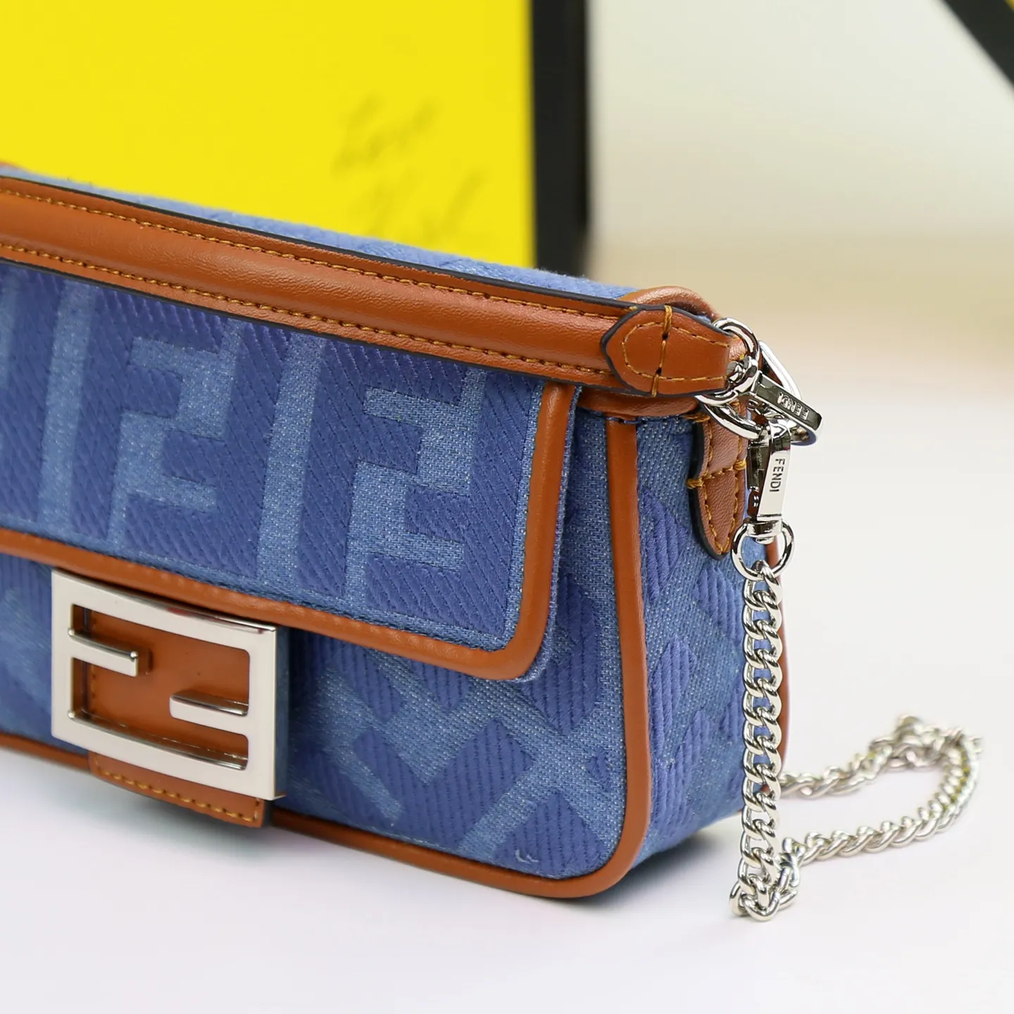 All Categories Fendi Women's Bags (Fendi) Fendi 205