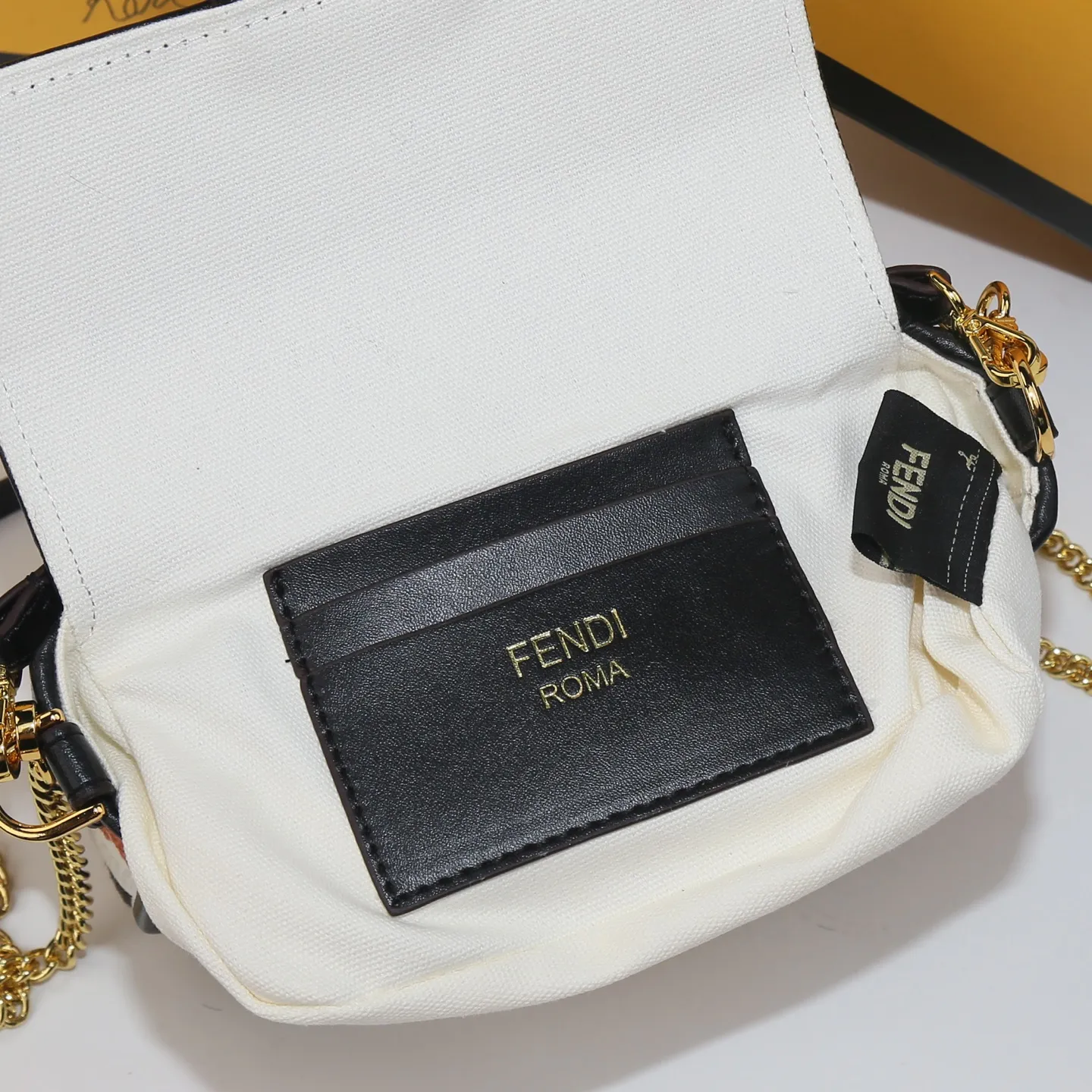 All Categories Fendi Women's Bags (Fendi) Fendi 205