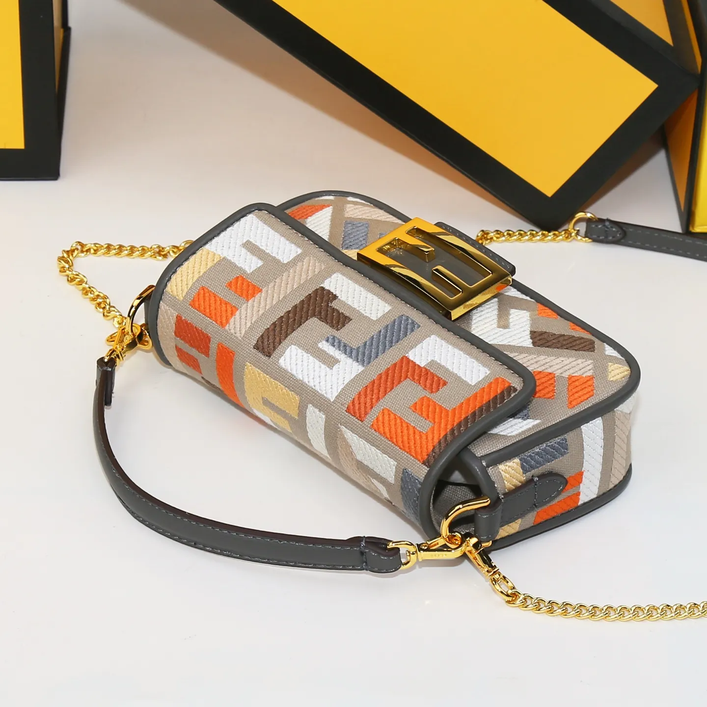 All Categories Fendi Women's Bags (Fendi) Fendi 205