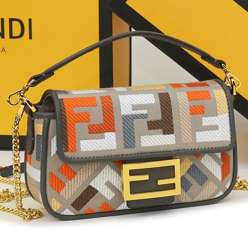 All Categories Fendi Women's Bags (Fendi) Fendi 205