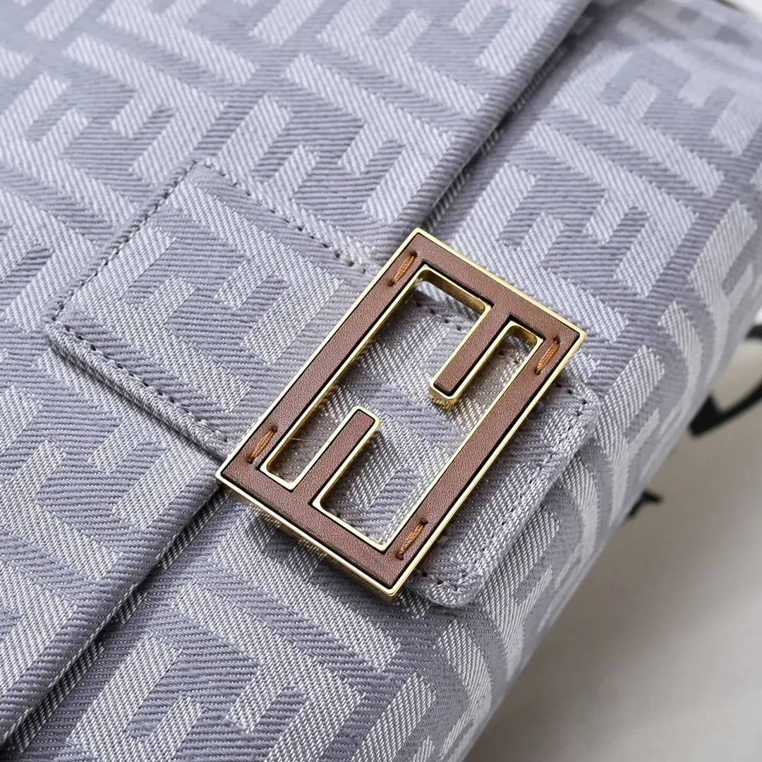 All Categories Official Website "Brand Women's Bags" Women's Bags 💙 FENDI 2025 New Fendi Underarm Bag