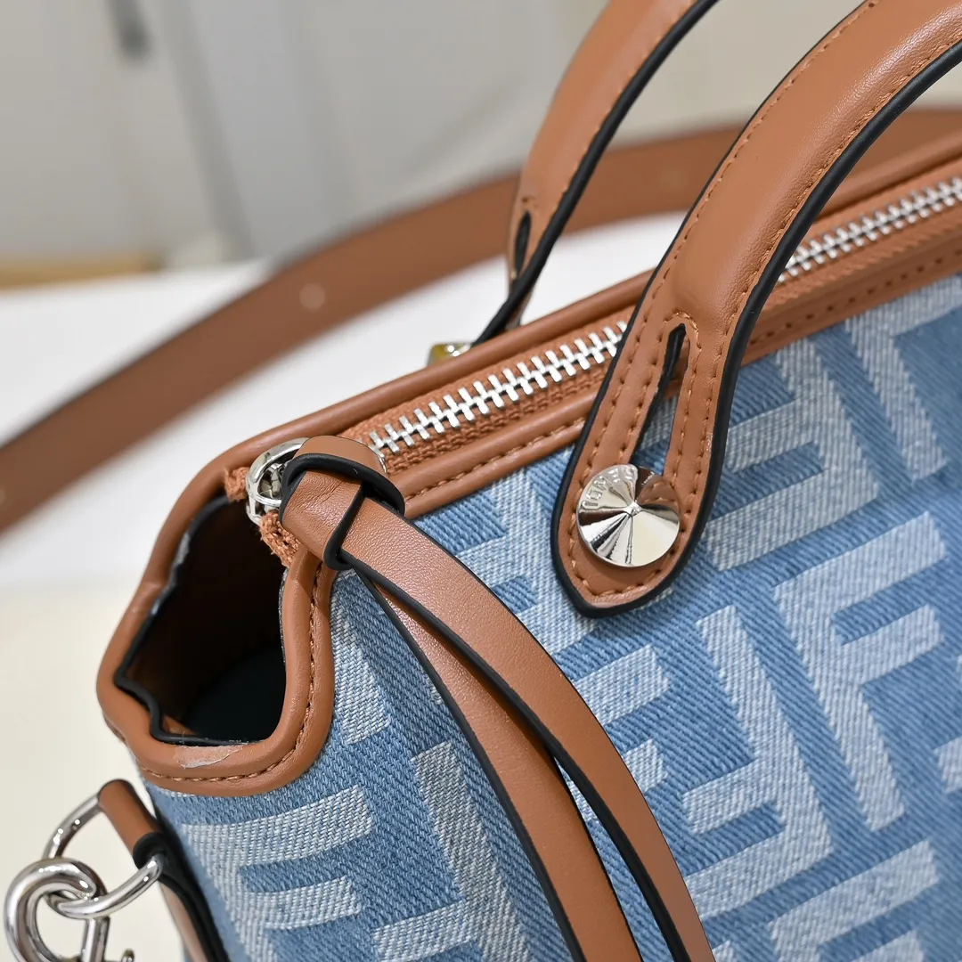 All Categories Fendi Women's Bags (Fendi) Fendi 3396