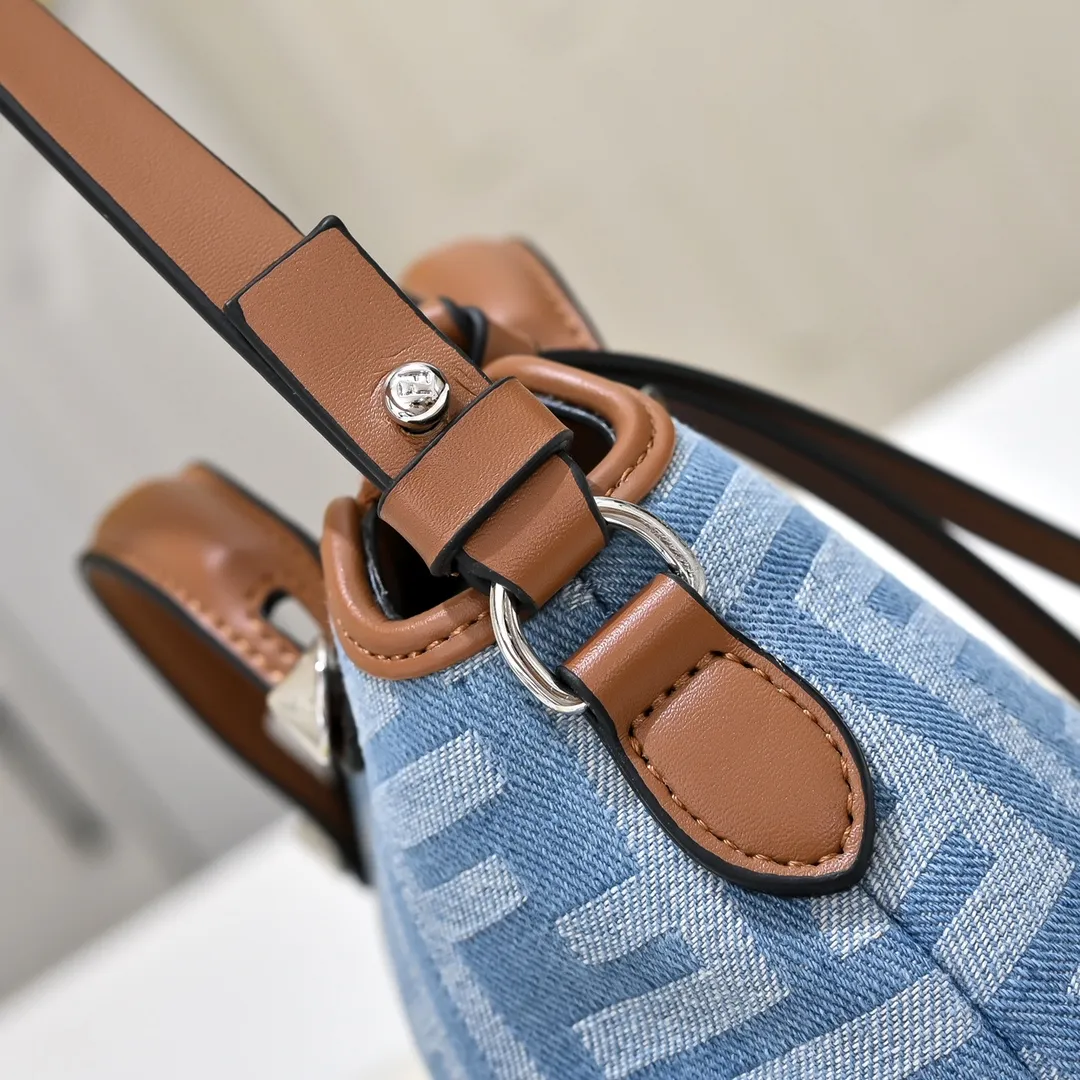 All Categories Fendi Women's Bags (Fendi) Fendi 3396