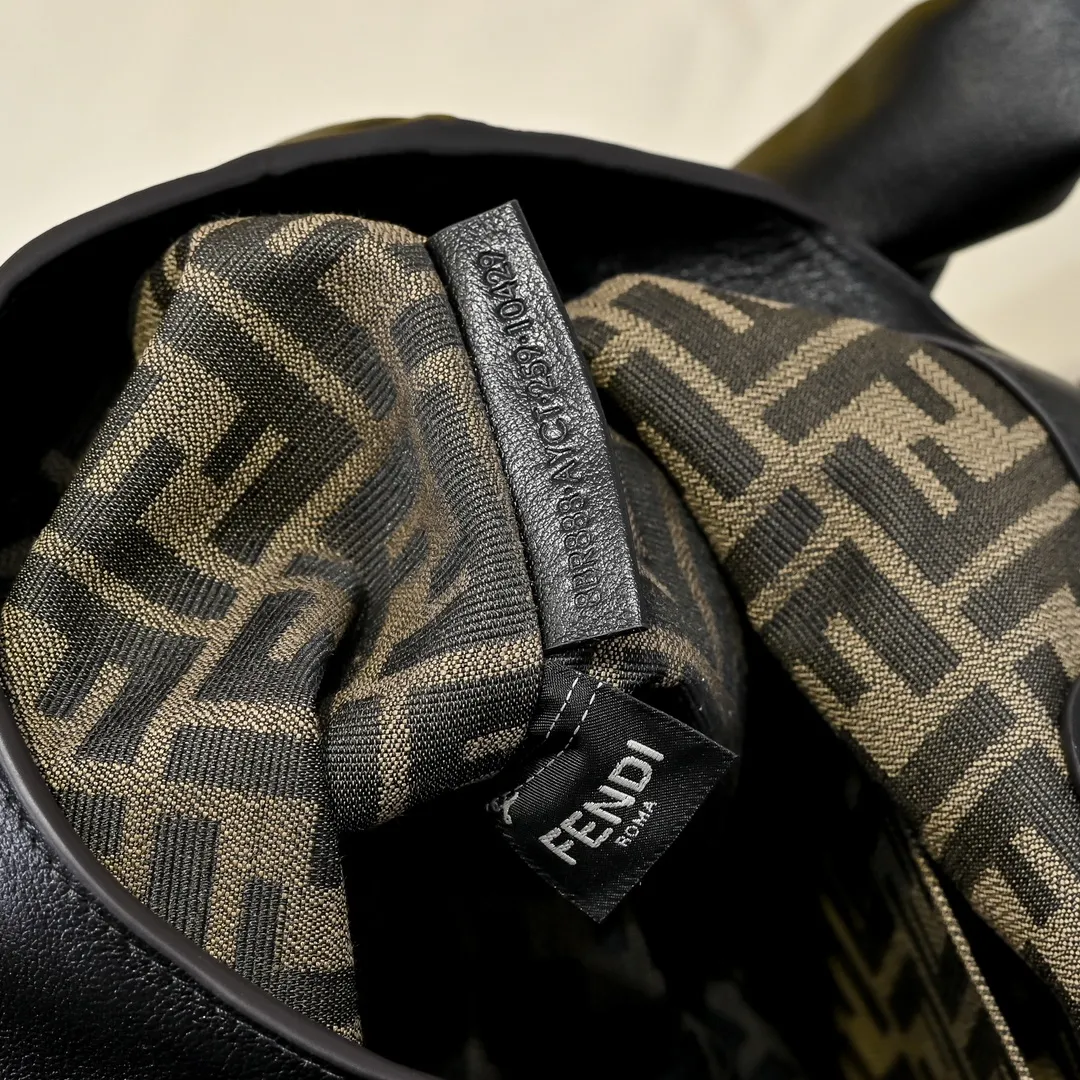 All Categories Fendi Women's Bags (Fendi) Fendi 5502