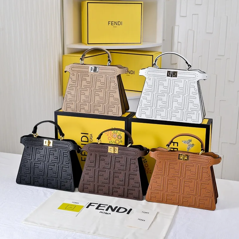 All Categories Fendi Women's Bags (Fendi) Fendi 3372
