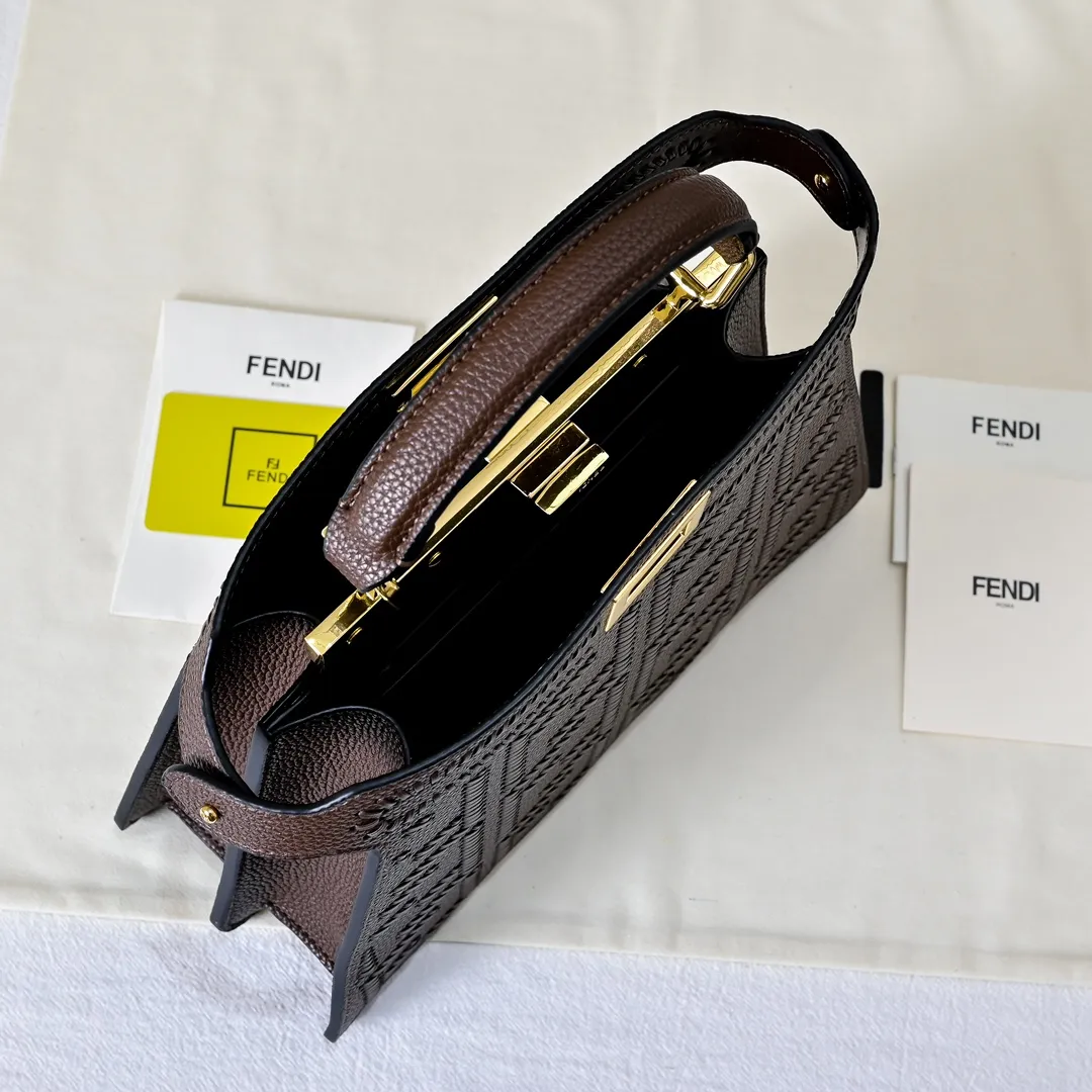 All Categories Fendi Women's Bags (Fendi) Fendi 3372