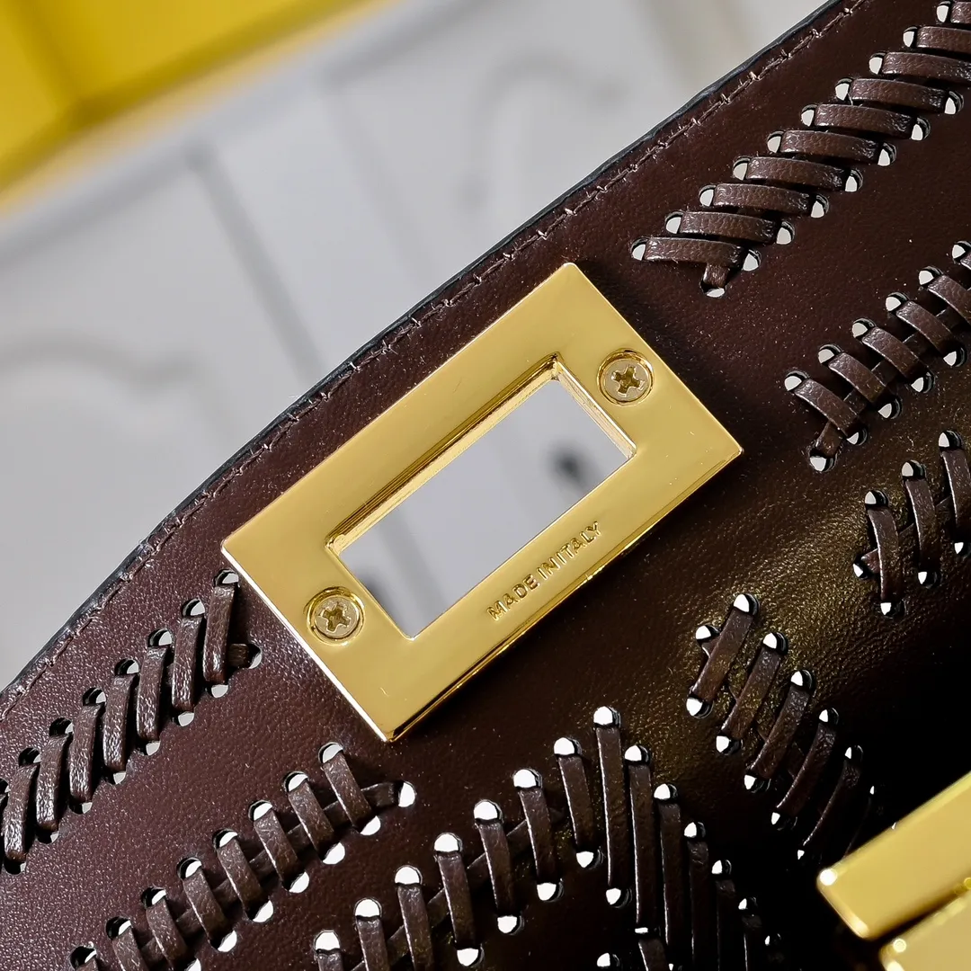 All Categories Fendi Women's Bags (Fendi) Fendi 3372