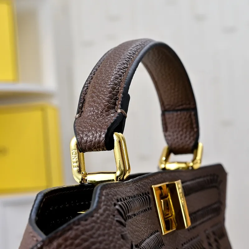 All Categories Fendi Women's Bags (Fendi) Fendi 3372
