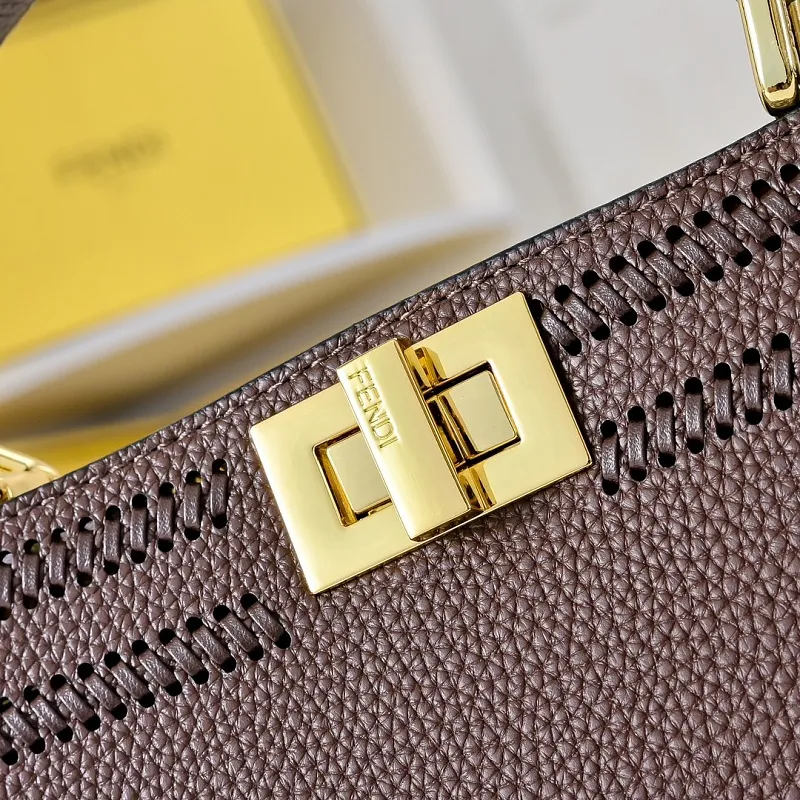 All Categories Fendi Women's Bags (Fendi) Fendi 3372