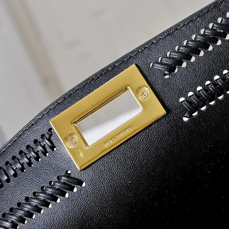 All Categories Fendi Women's Bags (Fendi) Fendi 3372