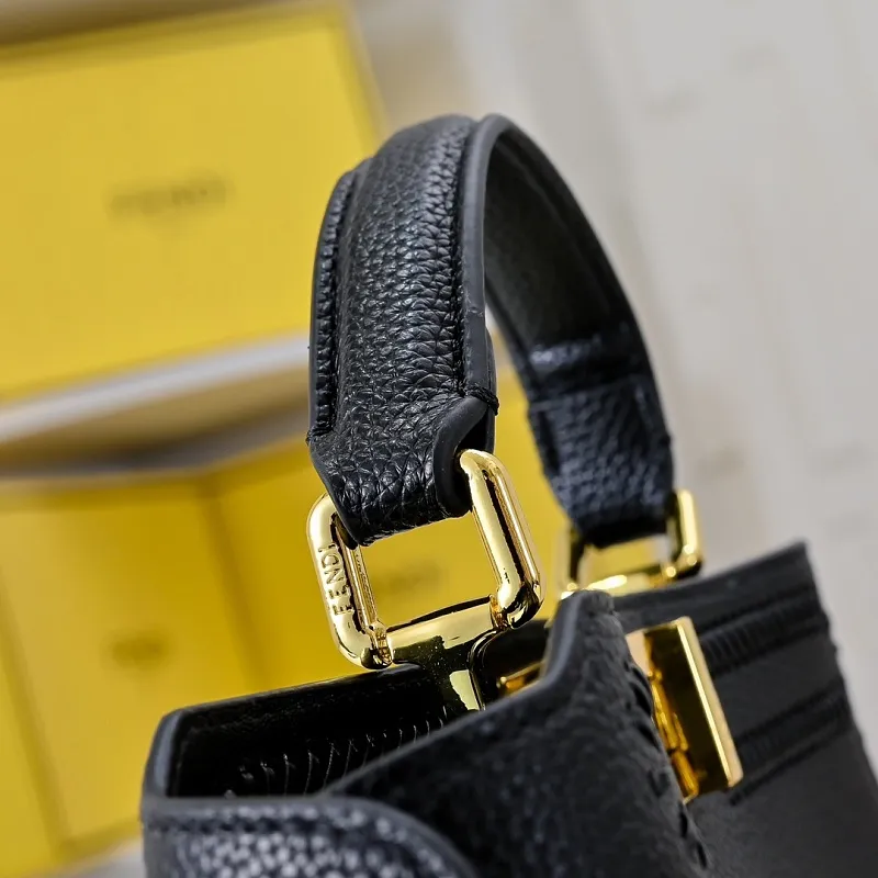 All Categories Fendi Women's Bags (Fendi) Fendi 3372