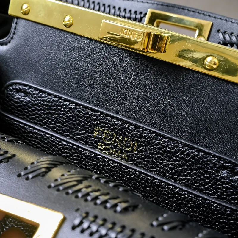 All Categories Fendi Women's Bags (Fendi) Fendi 3372