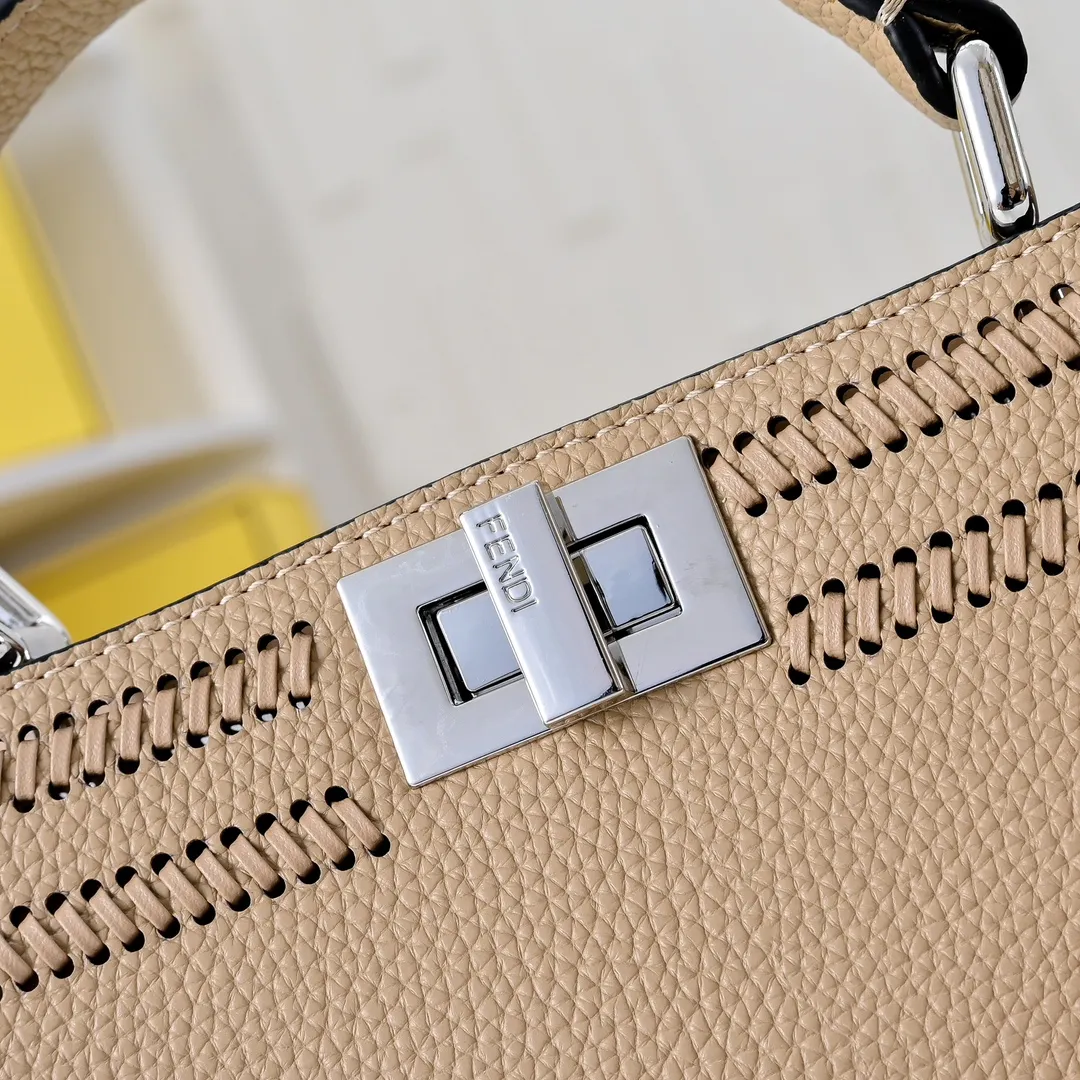 All Categories Fendi Women's Bags (Fendi) Fendi 3372