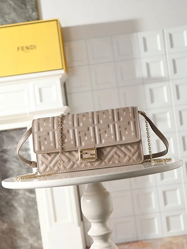 All Categories Fendi Women's Bags (Fendi) Fendi Original Order 283