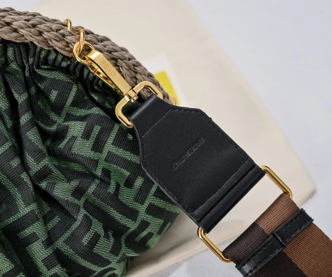 All Categories Fendi Women's Bags (Fendi) Fendi 7739