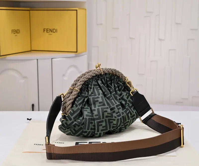 All Categories Fendi Women's Bags (Fendi) Fendi 7739
