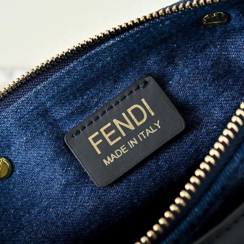 All Categories Fendi Women's Bags (Fendi) Fendi 1105
