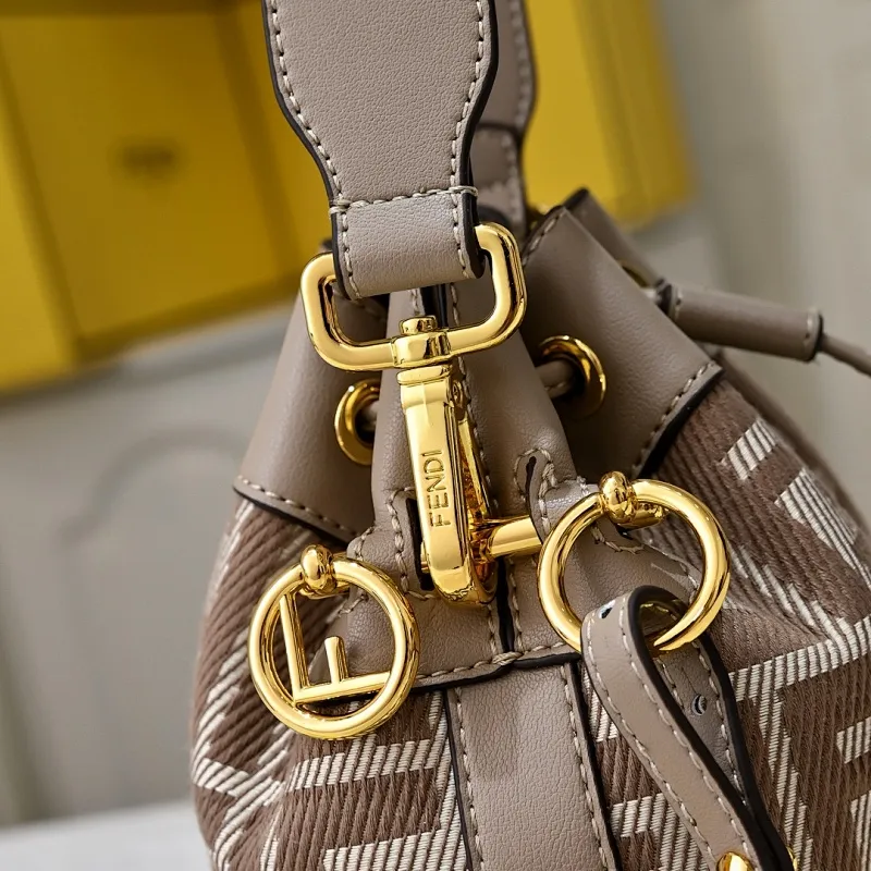 All Categories Official Website "Brand Women's Bags" Women's Bags 💙 FENDI 2025 New Fendi Bucket Bag