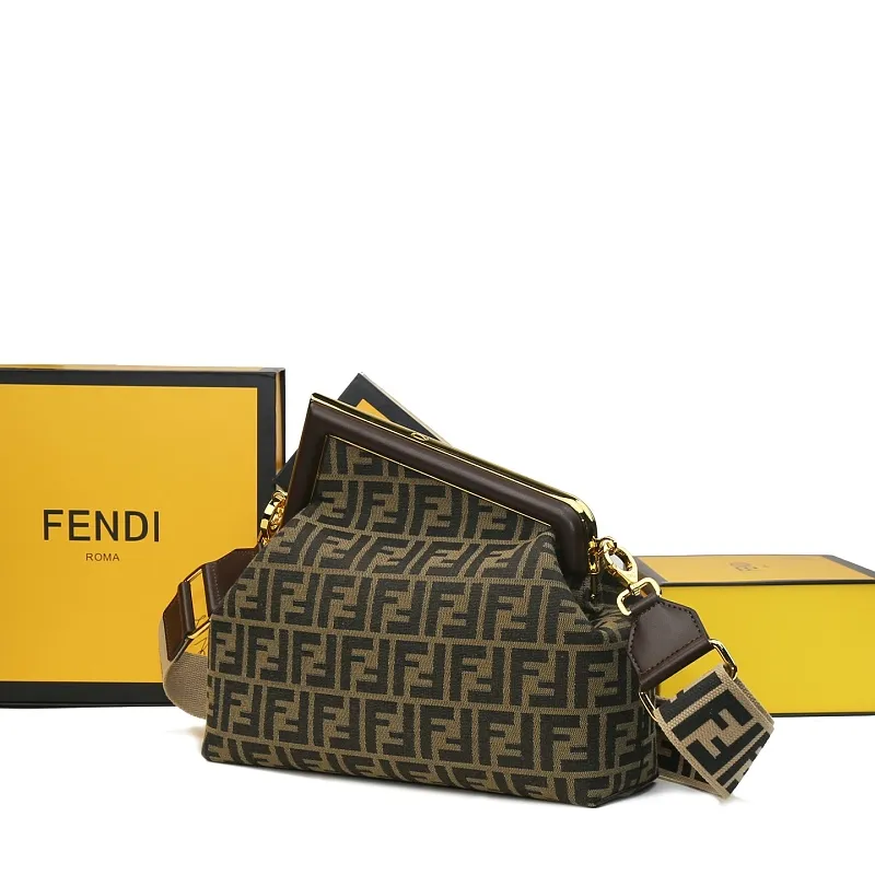 All Categories Fendi Women's Bags (Fendi) Fendi 325