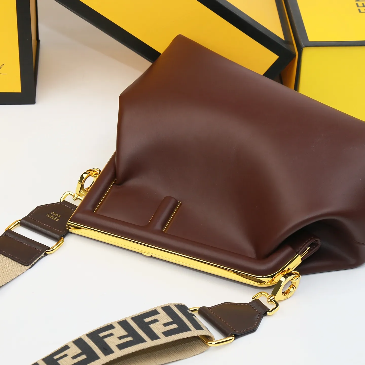 All Categories Fendi Women's Bags (Fendi) Fendi 325