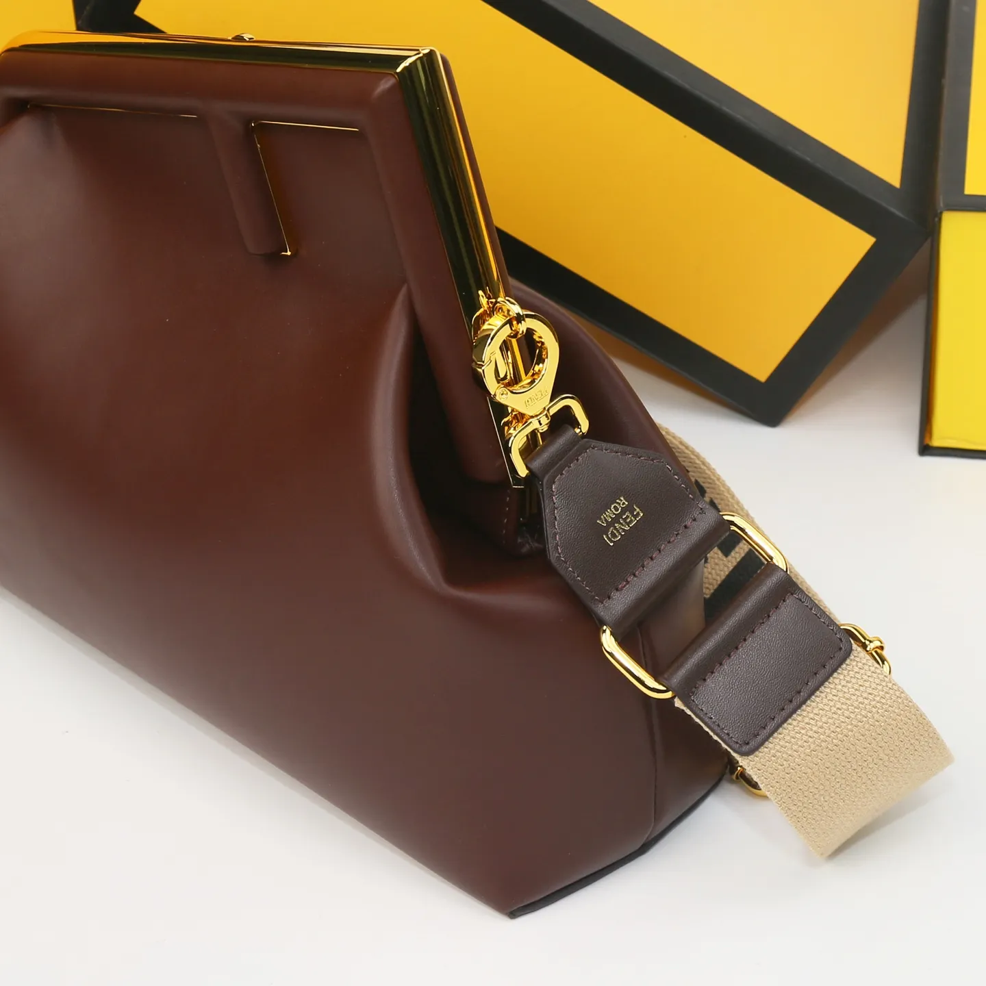 All Categories Fendi Women's Bags (Fendi) Fendi 325