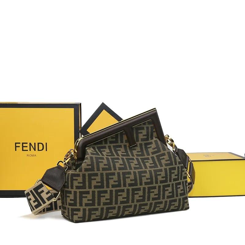 All Categories Fendi Women's Bags (Fendi) Fendi 325