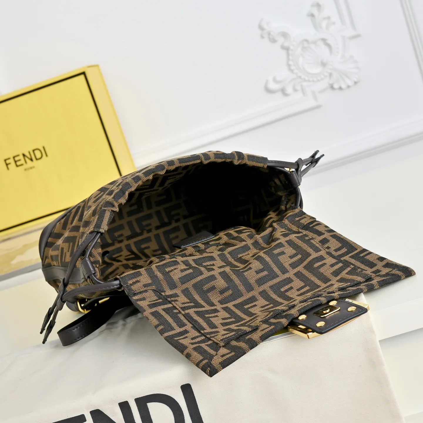 All Categories Fendi Women's Bags (Fendi) Fendi 8972