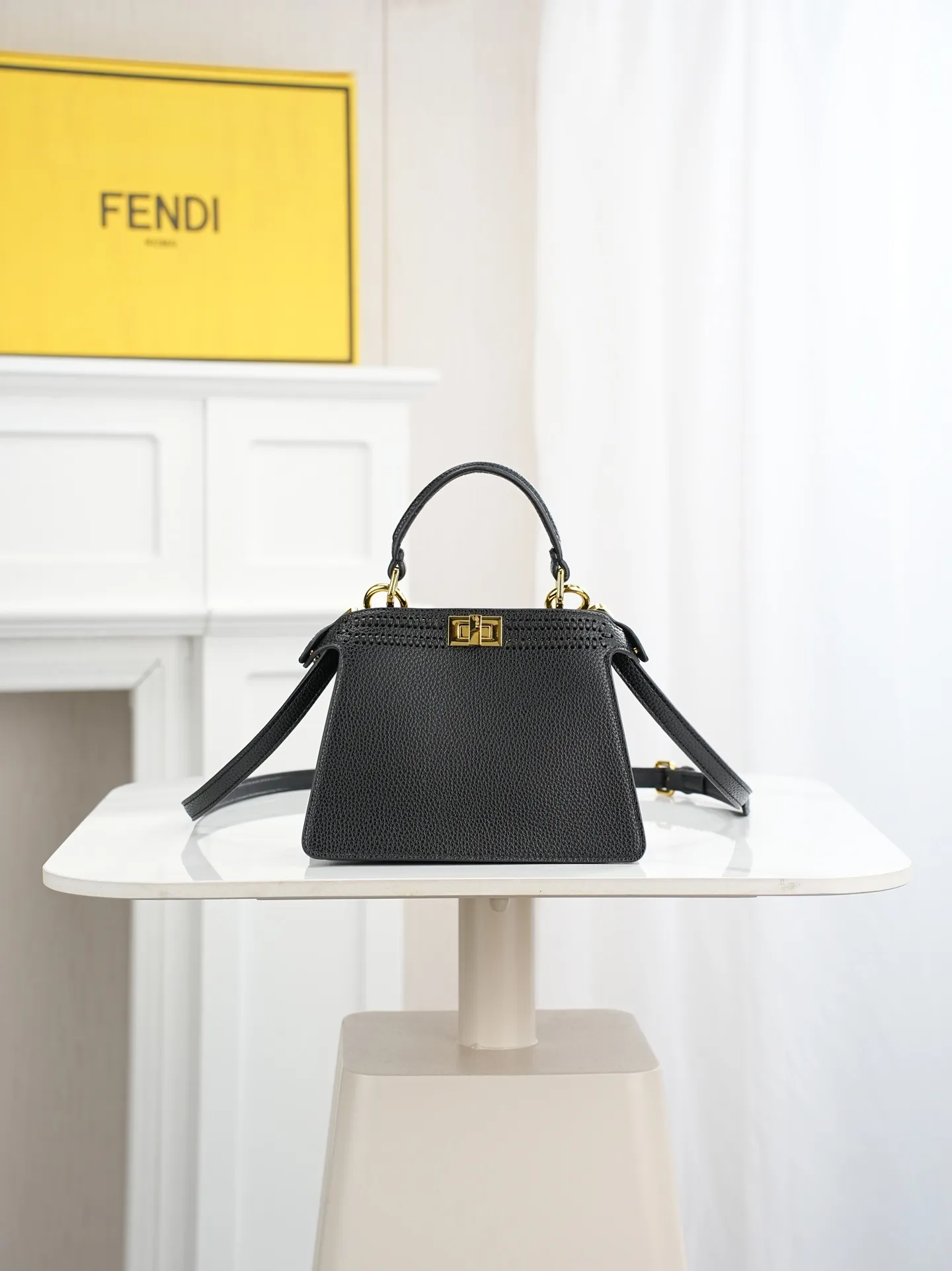 All Categories Fendi Women's Bags (Fendi) Fendi 33208