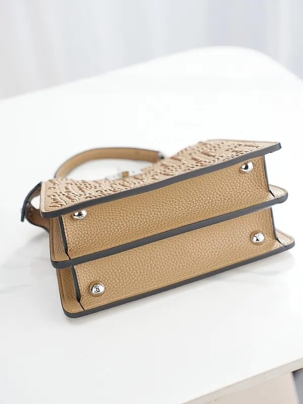 All Categories Fendi Women's Bags (Fendi) Fendi 33208