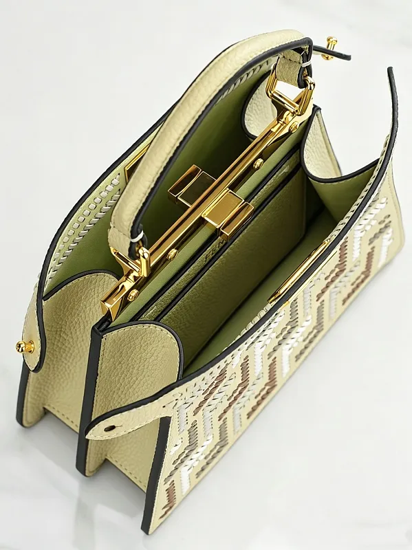 All Categories Fendi Women's Bags (Fendi) Fendi 33208